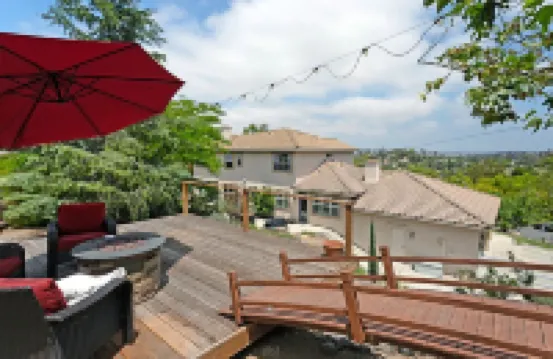 4-Bedroom Private Home Near Legoland, Zoo or the Beach. Dogs Free. Gameroom!