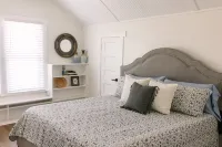 The Kennewick Cottage