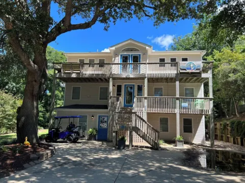 Heart of Duck!!  Heated Pool, Hot Tub, Golf Cart