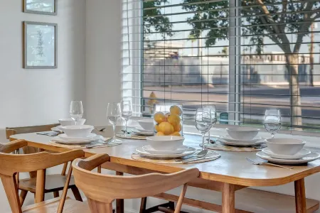 Sunset Hideaway: Your Luxury Dream Summer Retreat Отели рядом с достопримечательностью «Пистева Пик»