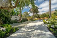 NEW LISTING ! NEWLY REMODELED HISTORIC HOME NEAR DOWNTOWN!