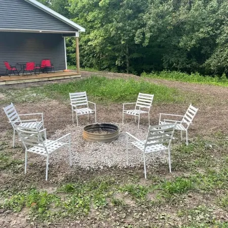 Hidden Hideway, fully furnished home perfect for family get aways!