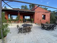 Dreaming in Provence among the olive trees, with a view of the Sainte Beaume mountain range Hotels in Barjols