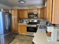 Cozy 3 bedroom by airbase!