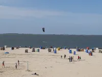 completely newly renovated with bright, modern equipment. Near the beach! Hotels in Dornumersiel