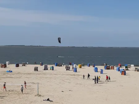 completely newly renovated with bright, modern equipment. Near the beach!