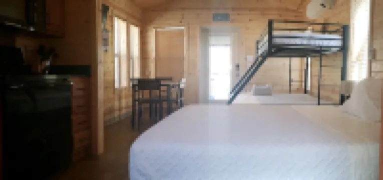 Mt. Lemmon Village Cabin #4