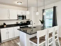 New Luxurious Townhome in Reading, Near Lancaster, and Philadelphia Hotels in Reading