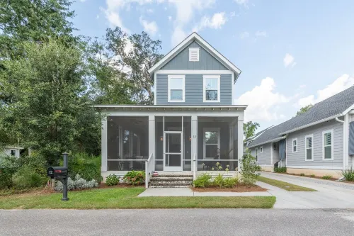 Old Town Bluffton Home + FREE Golf Cart Luxury Home - Sleeps 8