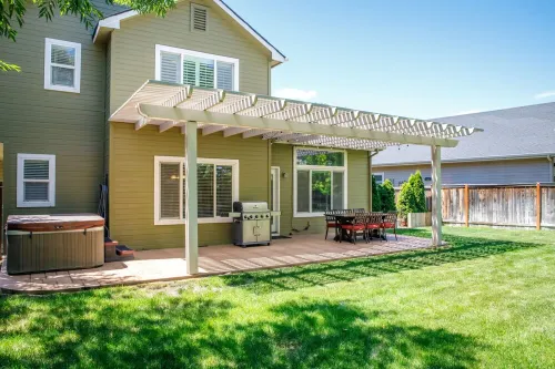 Haven House: Hot Tub, Walking Trails, Private Office