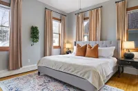 The Nininger Historic 3 BR Apt - Walk to DT, Dog Friendly