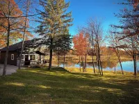 Cozy Peninsula Lake Cabin on 40 Acres Hoteles en Condado de Becker