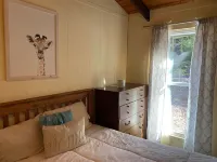 Steps to Ski Beech Adjustable Bed, Pets &Fireplace