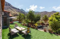 Holiday home Casa Tamadaba, private pool, beach 2km, hiking, nature park, AGAETE Hotels near Bodega Los Berrazales / Finca la Laja
