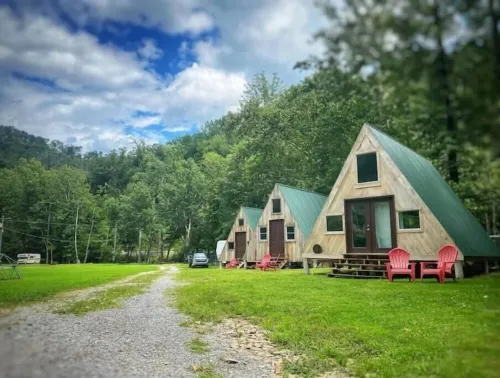 Cabin #1 Bela - Custom Built Aframe - Kid and Pet friendly