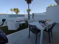 SAILING SUITE APARTMENT WITH BEACHFRONT GARDEN