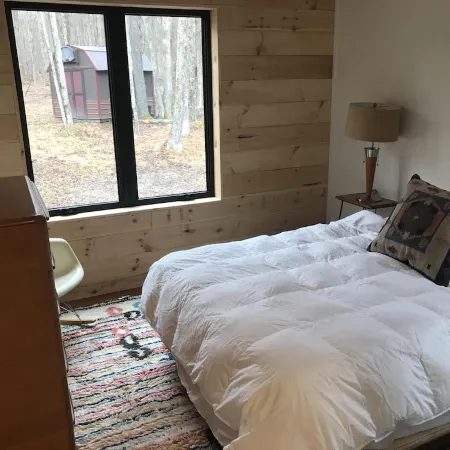 Fantastic Nordic Modern Cabin on Five Idyllic Acres