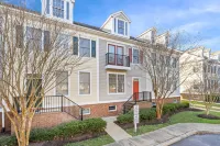 4 BR/4.5 BA luxury townhome in Bear Trap Dunes 2 min walk to all amenities