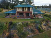Mt Willyung Retreat Albany is family friendly. Ideal for family reunions.<br>