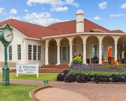 Beautiful, renovated ,clean 2BD,2BA condo in Pinehurst, Pool, Wifi , Cable etc Hotels in Pinehurst