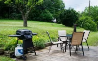 Charming 2 bedroom home in the heart of elk country.