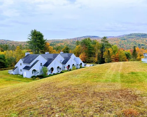 Tenney Mountain Condo - Psu, Skiing, Lake, Hiking Trails Nearby! Hoteles en Plymouth