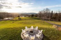 Tranquil Lodge with A+ Amenities
