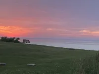 Modern Lake Home in Private Setting with Lake Access and Hot Tub Hotels in Conneaut