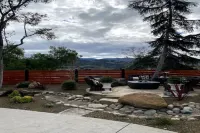 The Corner Cottage in the Village of Solvang 산타 이네즈 밸리 주변 호텔