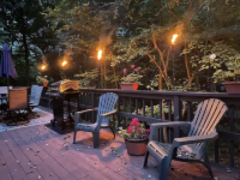 Perfect Poconos Retreat, .5 miles -Beach & Pool, Huge Game Room, Pet Friendly!