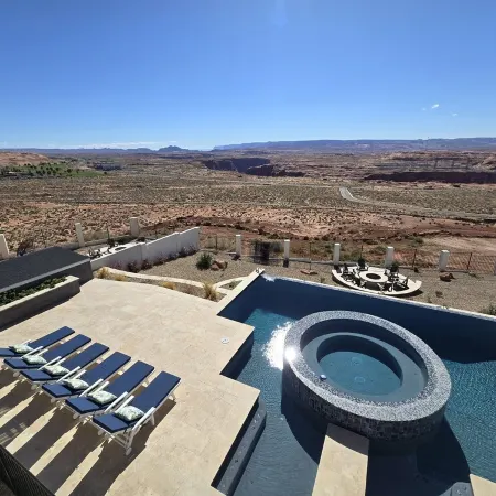 Exquisit Estate 7 Bed, 6 Bth w/ Infinity Pool & Spa. Unbelievable Views 7000sqft