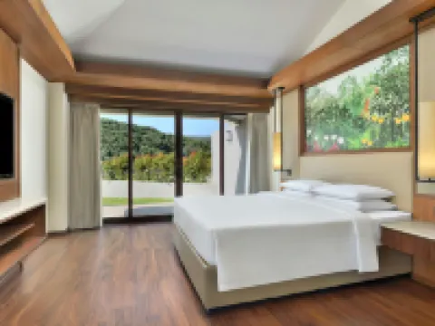 Courtyard Mahabaleshwar Hotels in Satara