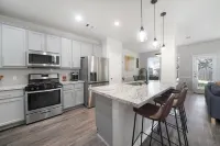 Cozy Retreat home in the Heart of Conroe Hotels in Conroe