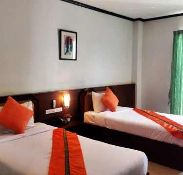 ห้องทวินซูพีเรียร์ (อาคารสีส้ม)