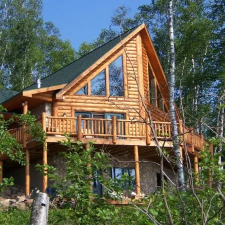 Lake Superior Luxury Log Home, Sauna, Waterfront, Amazing Views