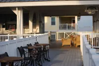 Beach front at Pointe West! Walk to the beach and all club amenities at PW!