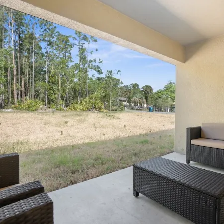 Charming 4-bedroom house with WiFi and AC in pleasant Spring Hill
