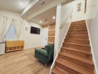 Stylish 2BR 1BA Apt - Steps To Beach & Boardwalk - Quality Vacation in Wildwood