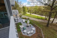 Finger Lakes Wine Country Lake View Ski Loft/Lake Home In Bristol Harbour Resort