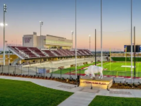 Unique space on WTAMU campus. Walk to anything and everything! Hoteles en Canyon