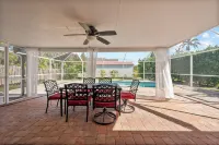 Superb Holiday Villa w/pool in Bonita Springs