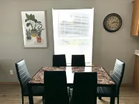 Rusty Rim Bike House Unit 1, Centrally Located, 2 Bed 1 Bath