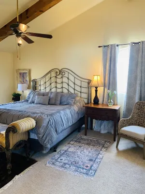 Hidden Apartment at Villa del Sol ~ Amazing Sunsets -Spacious Luxury Hotels near Oasis Texas balcony view