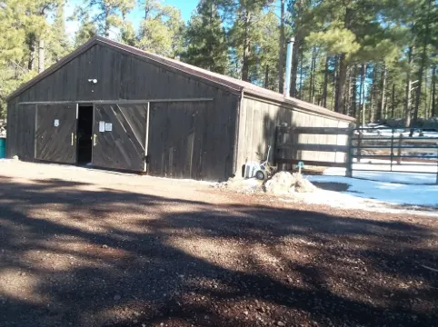 Grand Canyon Cottage@Historic Wrigley Ranch-Horseback Riding-Shooting-DogsOK! Hotels in Parks