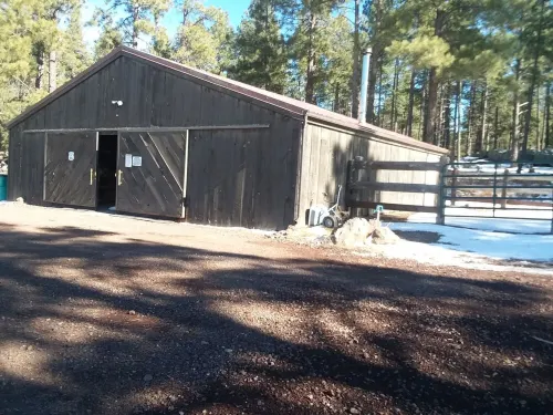 Grand Canyon Cottage@Historic Wrigley Ranch-Horseback Riding-Shooting-DogsOK! Hotels in Parks