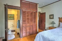 Downtown Spring Cottage