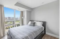 Toronto Waterfront Stay Hotels in East York / The Beach