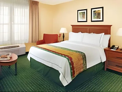 TownePlace Suites Lubbock Hoteles cerca de Mardel Christian  Education