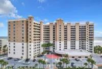 Stay at St. Maarten. Spacious Condo with Great Views, 3 Pools and More! - 4-Star