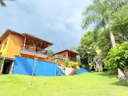 Paradise in San Jeronimo with Air Conditioning and Pool